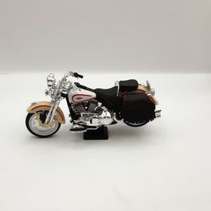 Vintage Maisto Die Cast 1 :18 Harley Davidson Motercyle